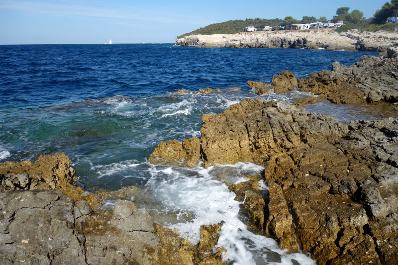 La costa meridionale della penisola compresa tra uvala Valovine e uvala Stoja.