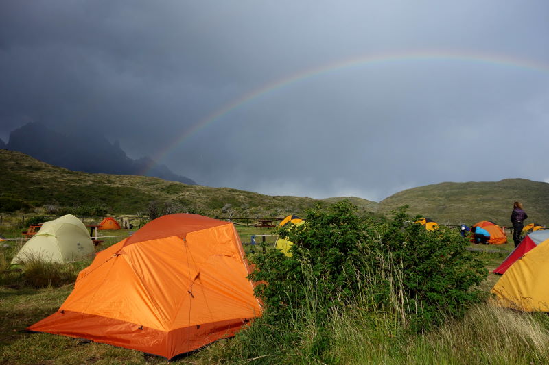 Arcobaleno dal campeggio Paine Grande.