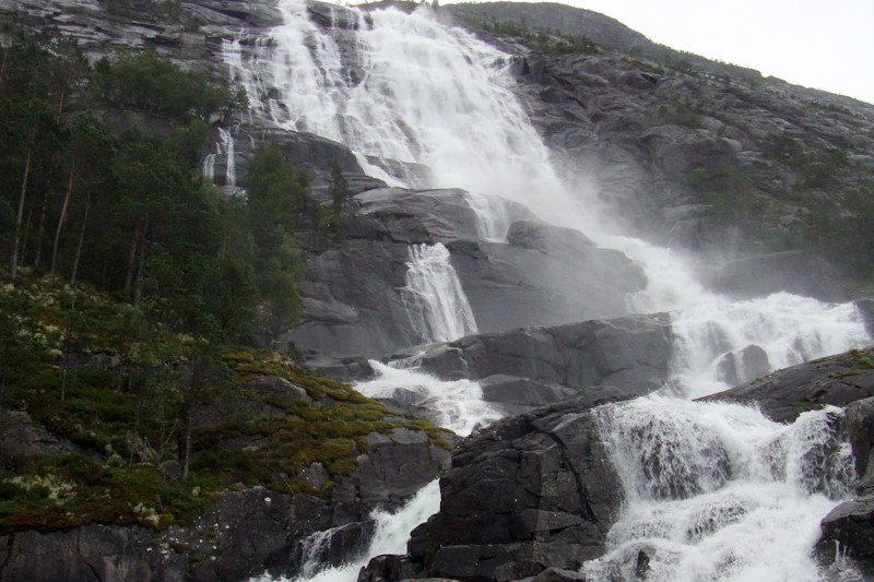 Langfossen.