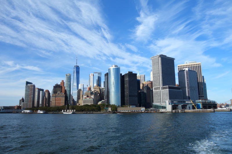 Vista di Manhattan dallo Staten Island Ferry.