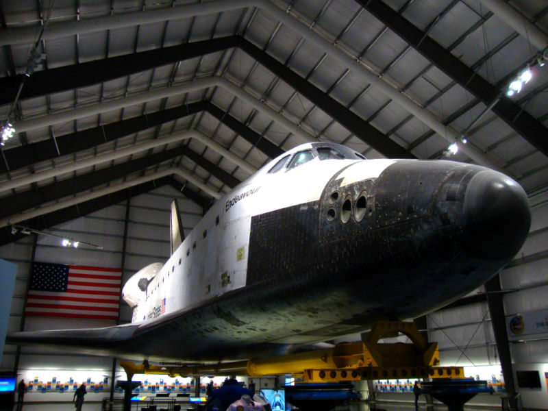 Lo Space Shuttle Endeavour esposto al California Science Center.