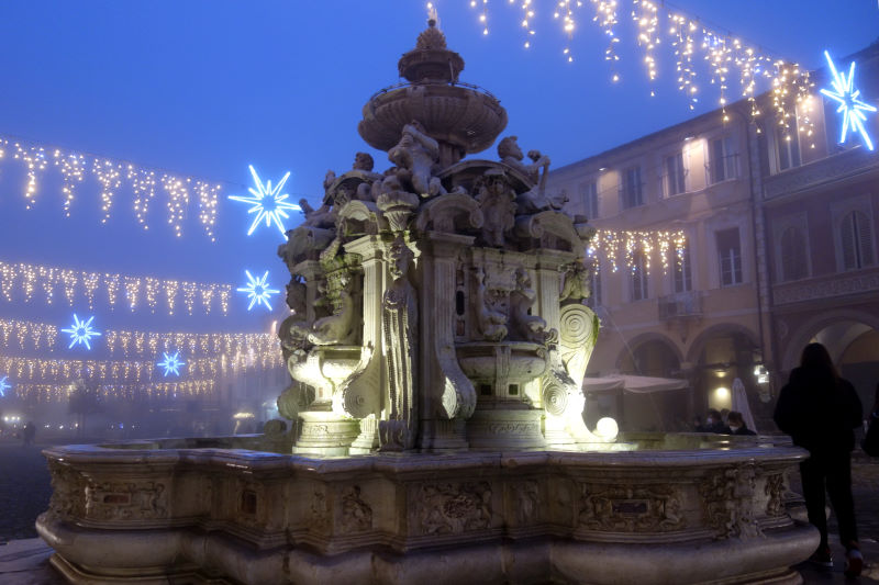 La Fontana Masini in Piazza del Popolo a Cesena.