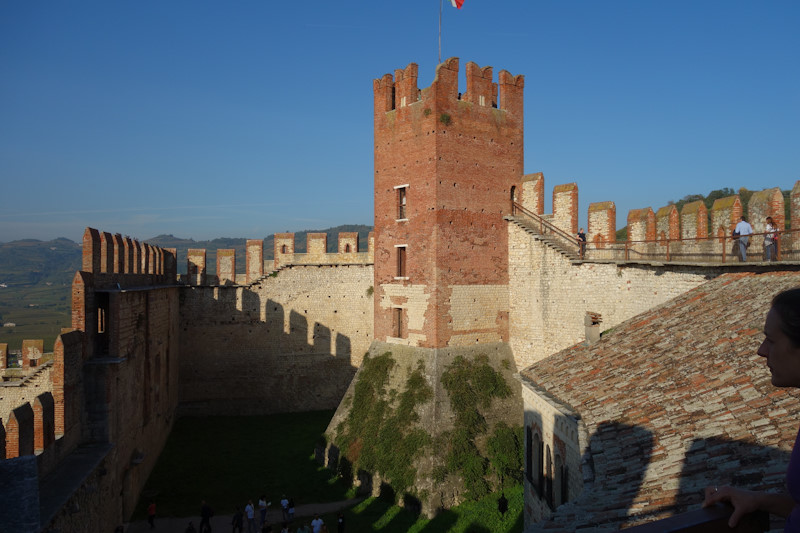 Il castello Scaligero di Soave.