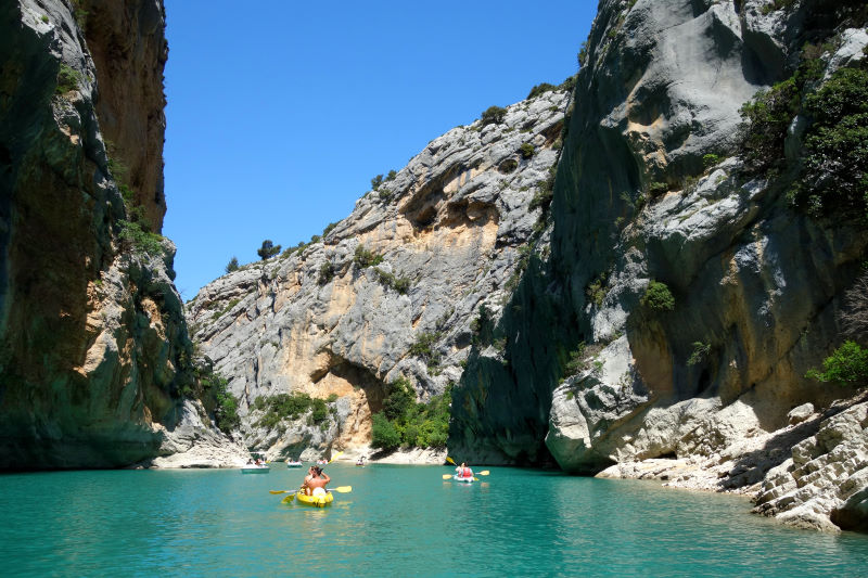 In pedalò lungo il Verdon.